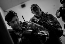 Green Berets sharpen fighting skills [Image 1 of 19]