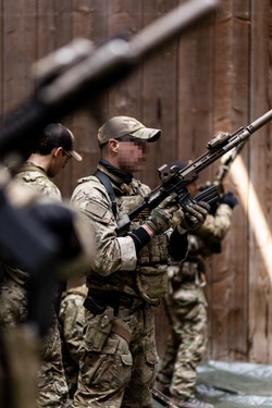 Green Berets sharpen fighting skills [Image 13 of 19]