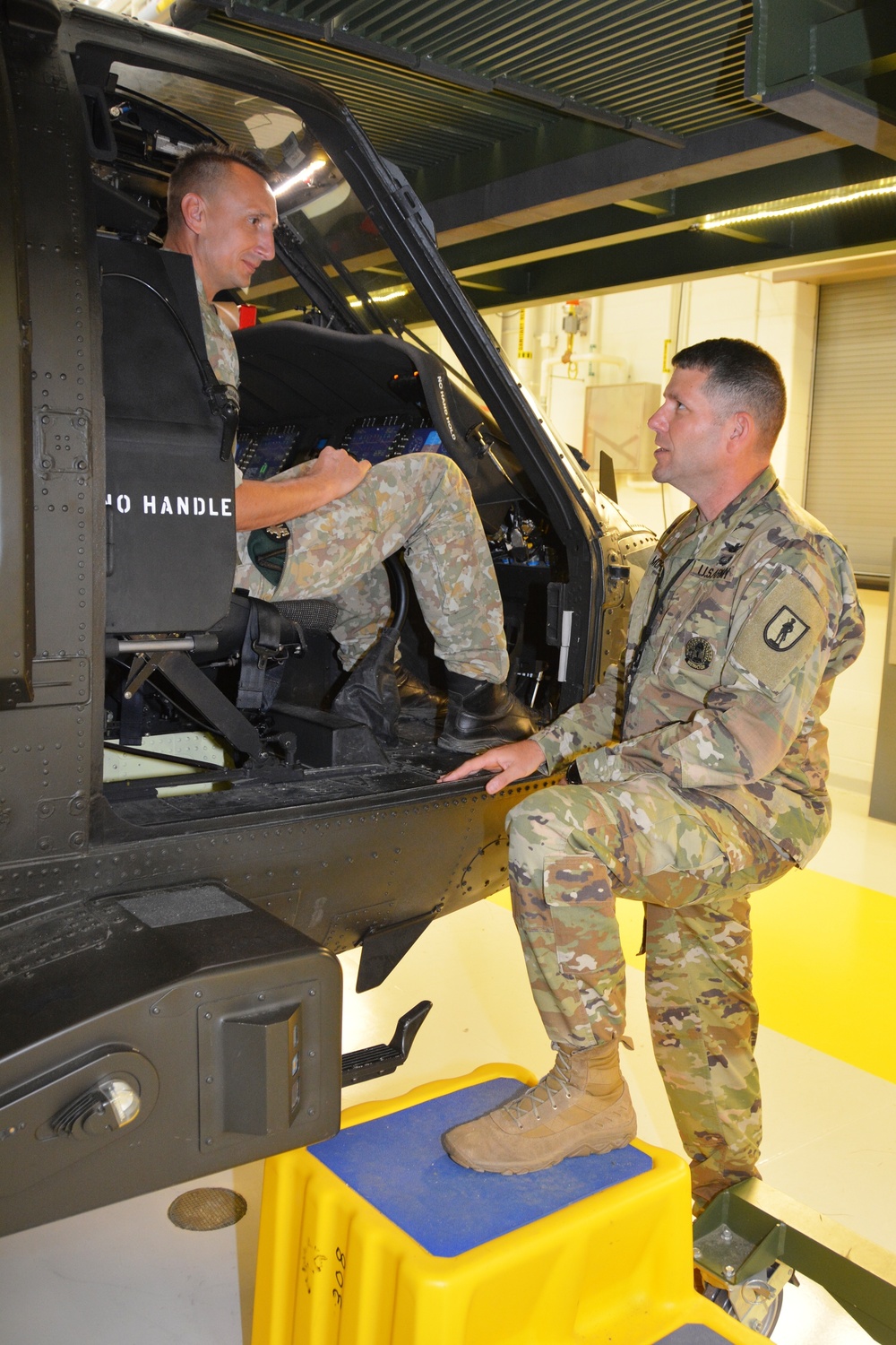 Lithuanian sergeant major visits Fort Indiantown Gap