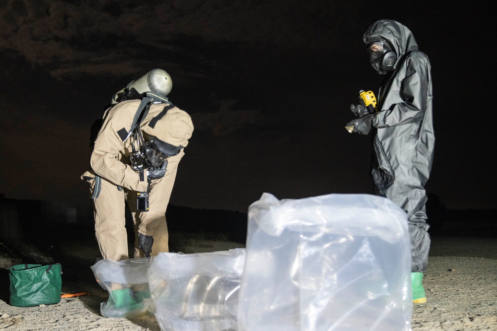 11th MEU Enhanced CBRN Response Team Supports Amphibious Assault Exercise