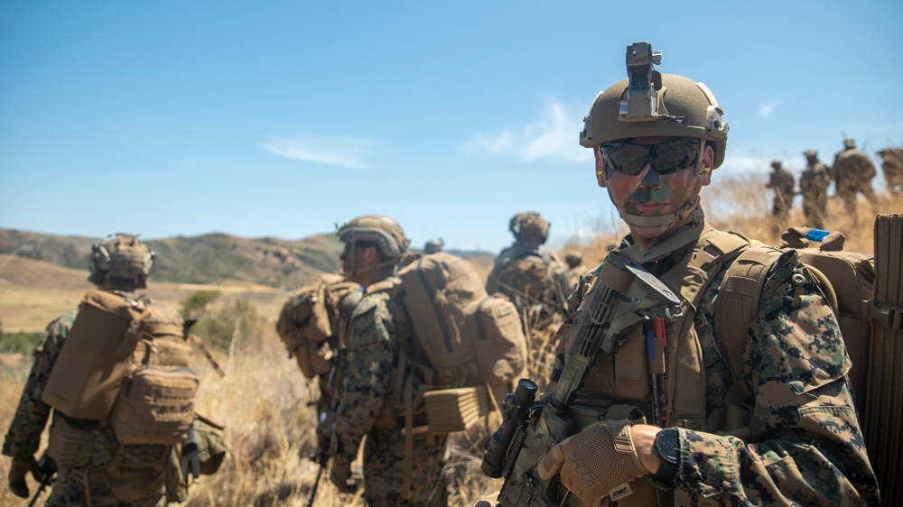 Charlie Co, BLT 1/1 Marines Seize Airfield during Amphibious Assault Exercise