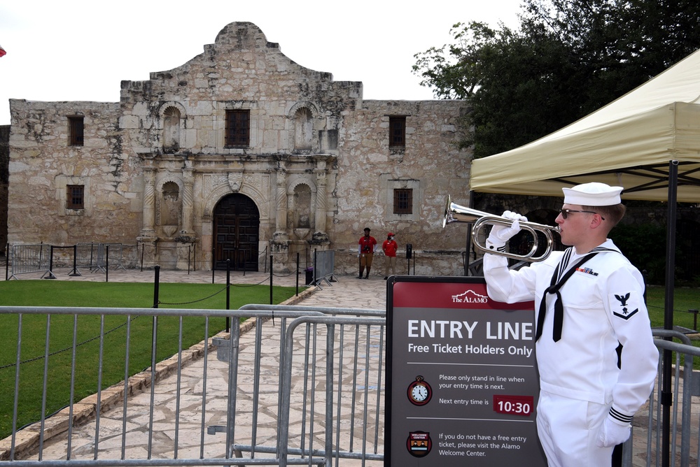 NOSC San Antonio Sailor participates in Navy Day at the Alamo