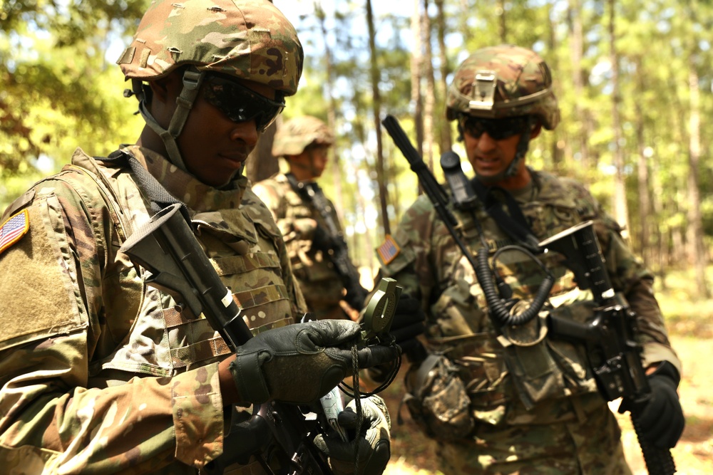 DVIDS - Images - 24th Ordnance Company conducts squad situational ...