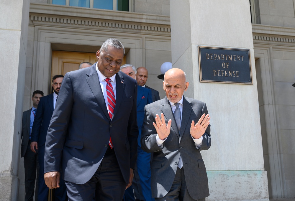 SD Austin and Afghanistan President Ghani conduct bilateral exchange