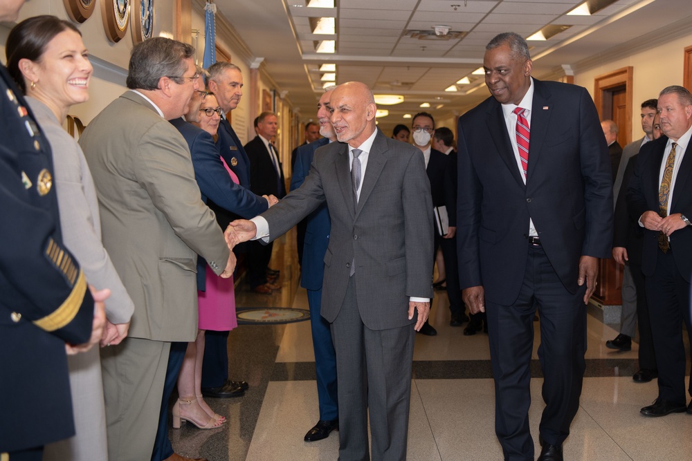 SD Austin and Afghanistan President Ghani conduct bilateral exchange