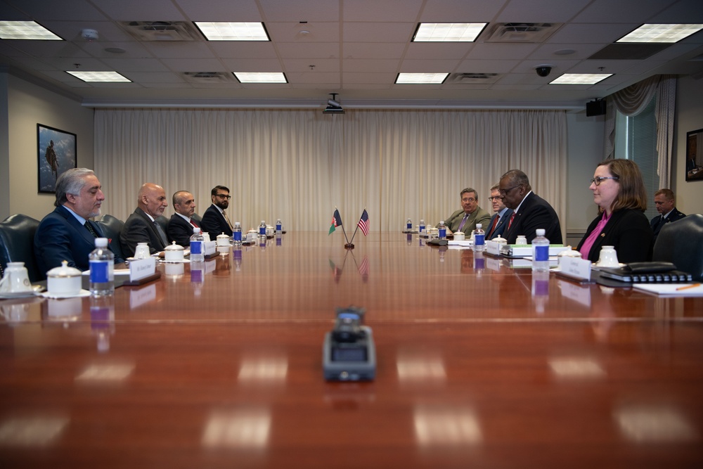 SD Austin and Afghanistan President Ghani conduct bilateral exchange