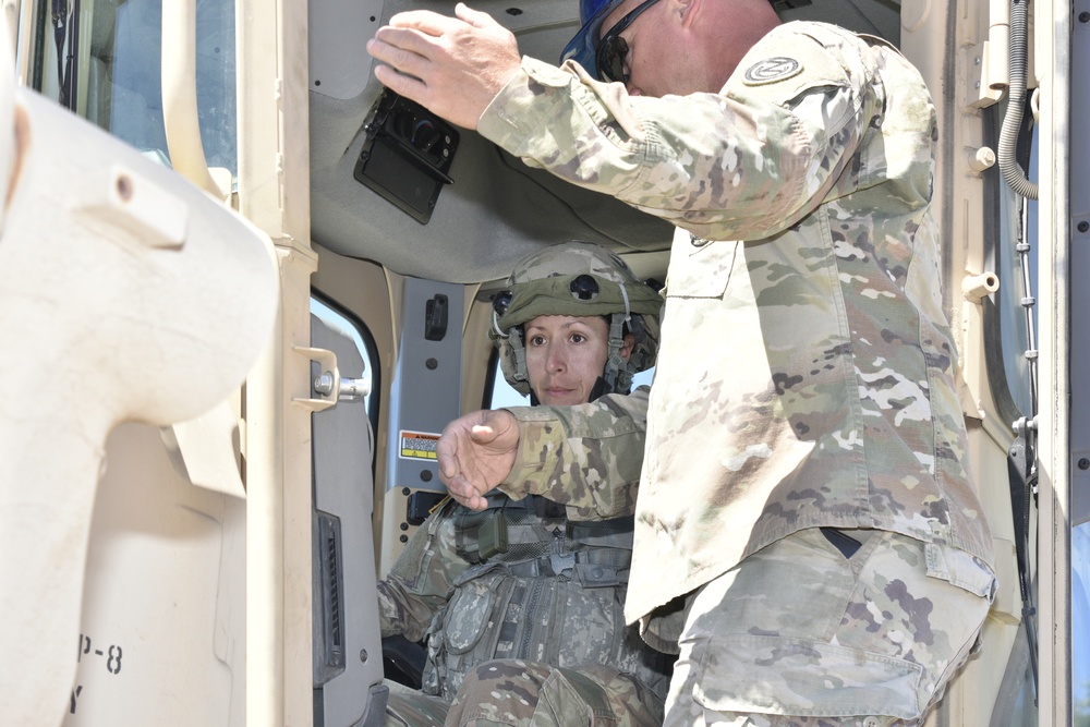 471st Engineer Co. from Puerto Rico Trains at Fort Hunter Liggett