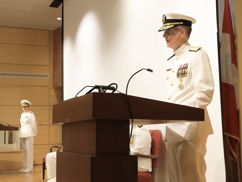 Naval Medical Forces Pacific Commander Presides over Change of Command for Navy's Medical R&amp;D Enterprise