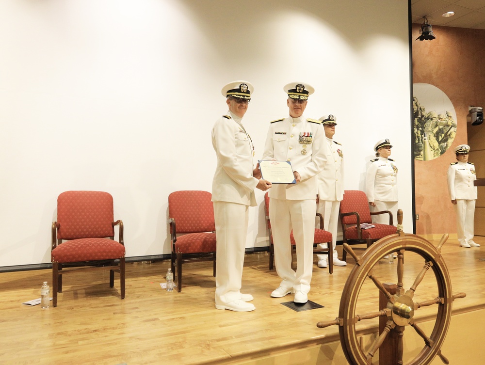 Naval Medical Forces Pacific Commander Presides over Change of Command for Navy's Medical R&amp;D Enterprise