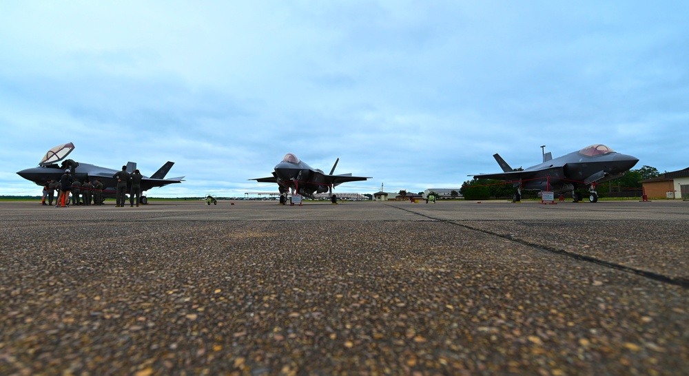 F-35's Stop by Columbus