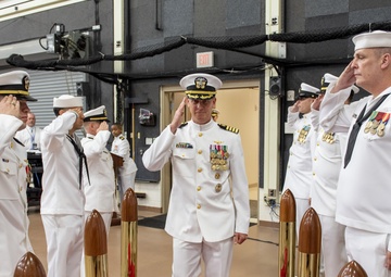 Petrovic Relieves Vigil as the 41st NRL Commander