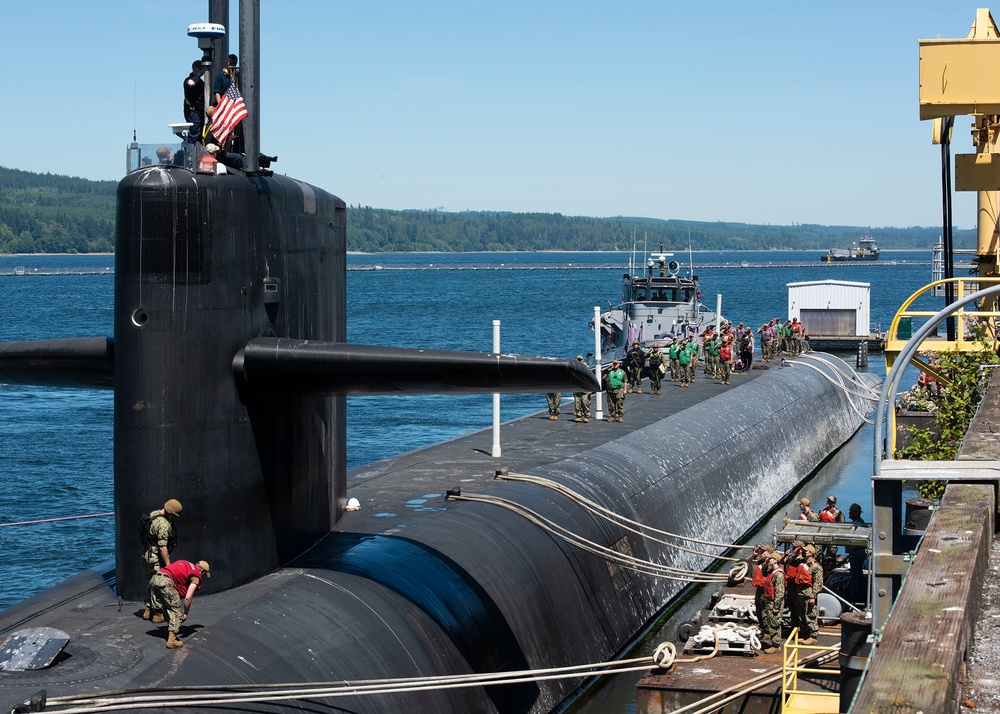 USS Maine (SSBN 741) departs Bangor, Washington for a strategic deterrent patrol.