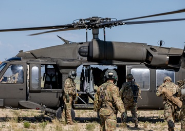 11th ECAB Conducts Air Movement for 4ID Ground Forces