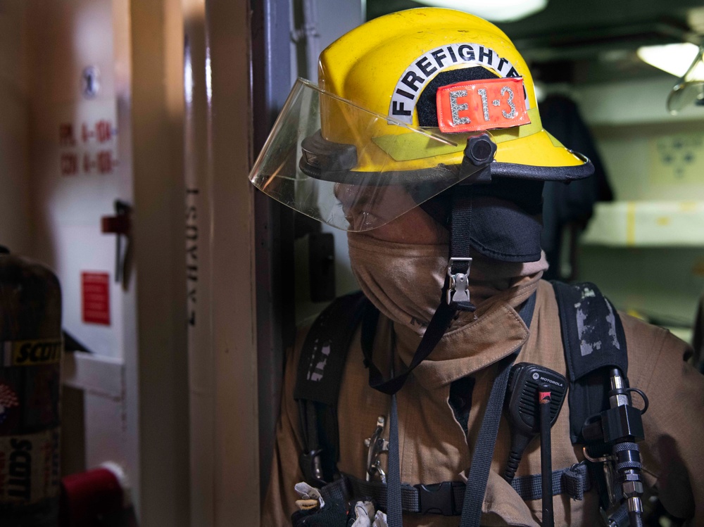 USS Blue Ridge Conducts Integrated Fire Drill with CFAY Fire and Emergency Services