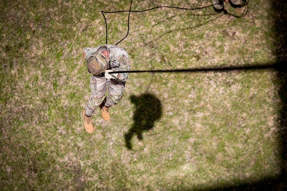 Lightning Academy Rappel Master Course