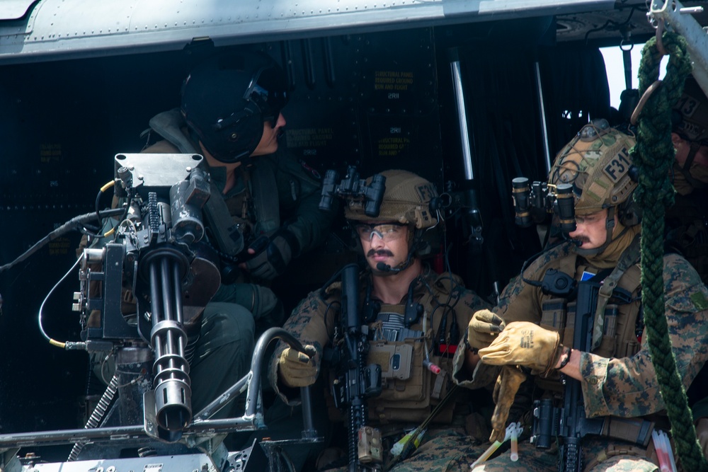 U.S. Marines with Force Reconnaissance Platoon, 31st Marine Expeditionary Unit (MEU), conduct a Maritime Interdiction Operation (MIO) training exercise.