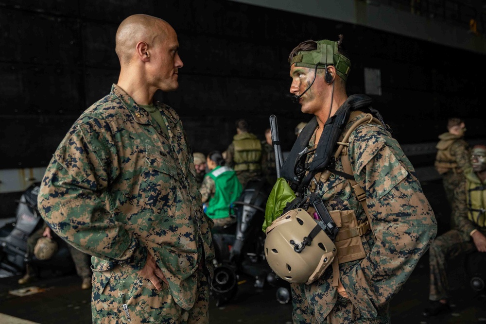 31st MEU Conducts Boat Raids