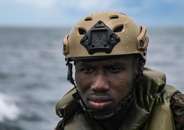 31st MEU Conducts Boat Raids