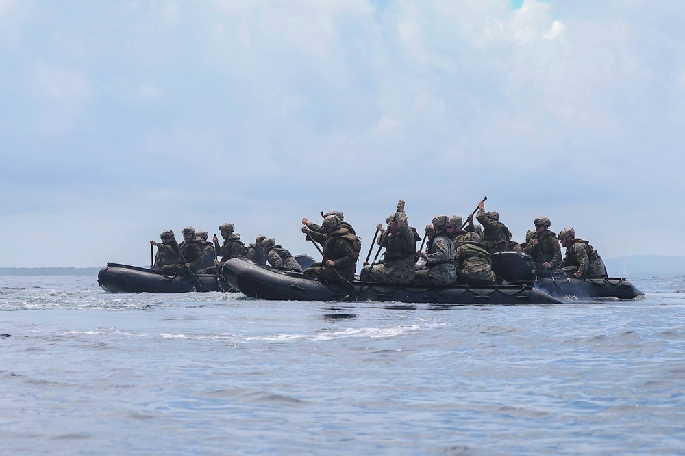 31st MEU Conducts Boat Raids