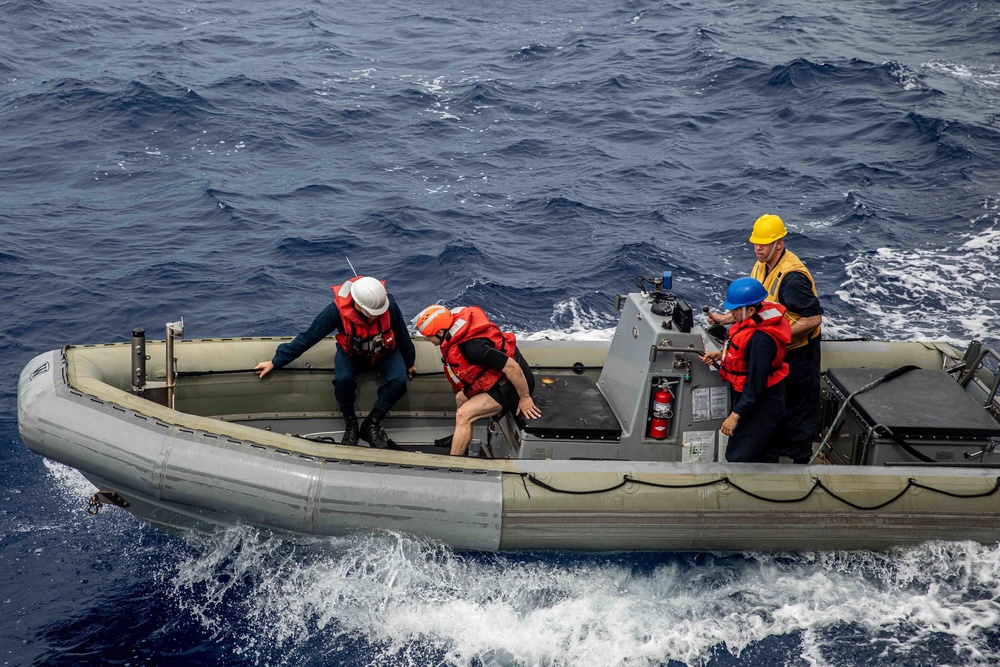 DVIDS - Images - USS Curtis Wilbur Small Boat Operations [Image 2 of 7]