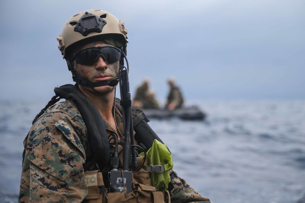 31st MEU Conducts Boat Raids