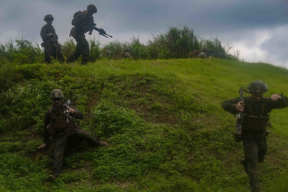 31st MEU Conducts Boat Raids