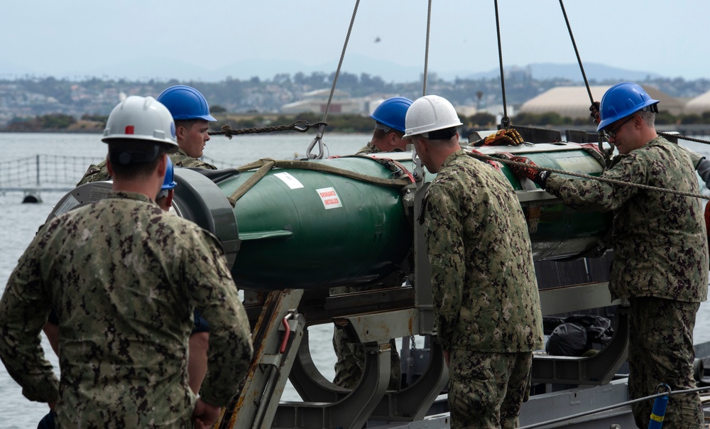 USS Scranton ADCAP Onload