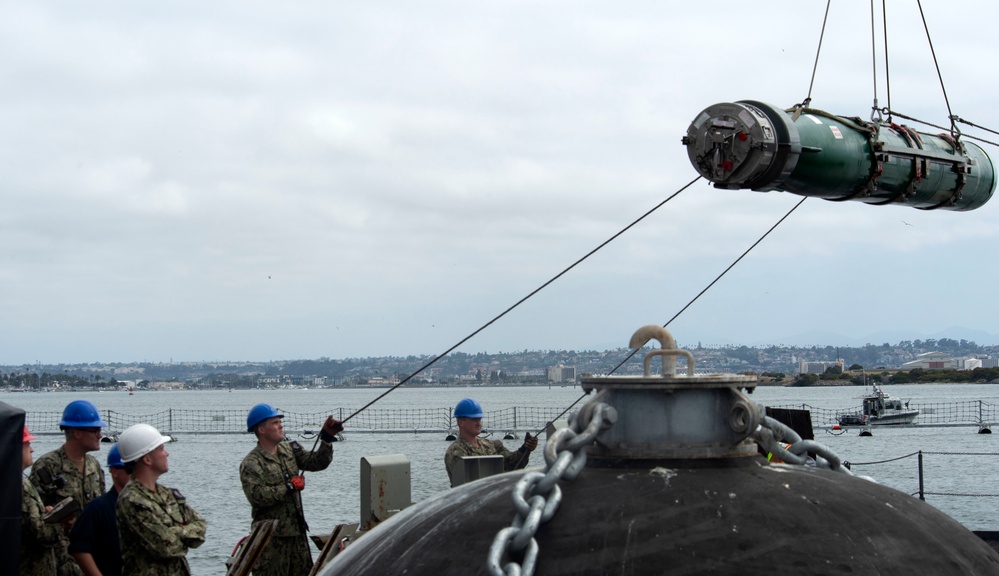 USS Scranton ADCAP Onload