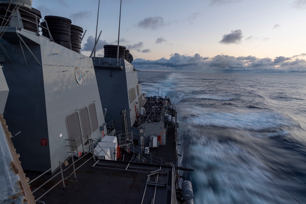 USS O’Kane conducts Man Overboard drill