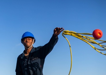 Kearsarge takes Gold in Boatswain Olympics