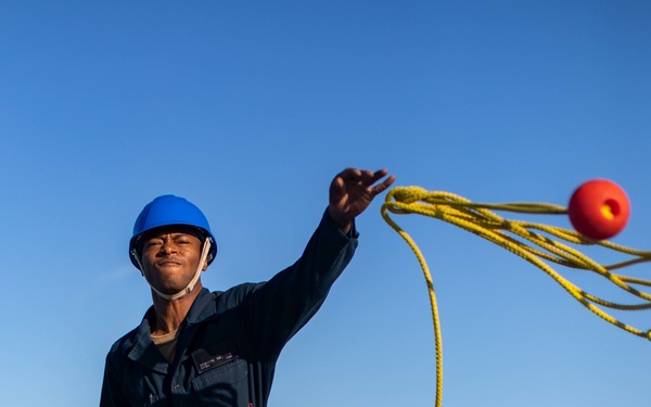 Kearsarge takes Gold in Boatswain Olympics