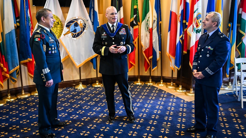 Brigade General Diaz Presents IADC with Going Away Gift