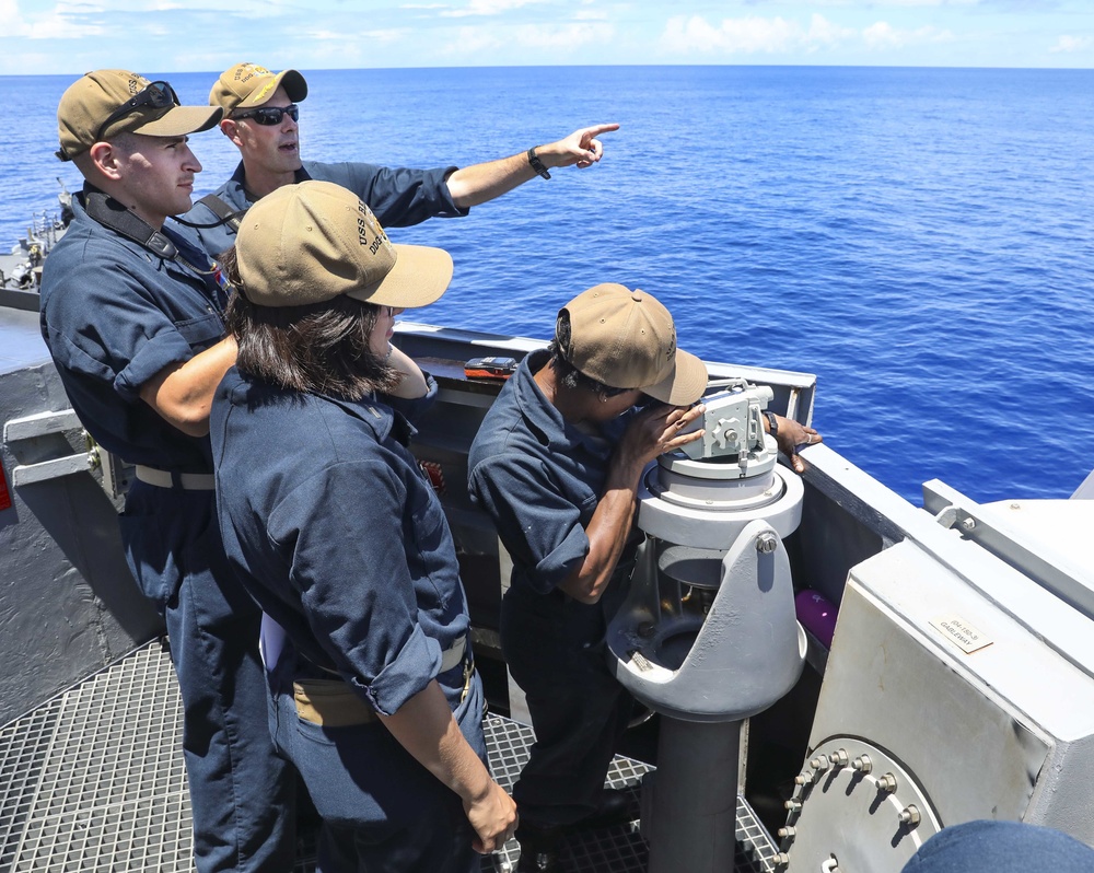 USS Benfold Participates in Pacific Griffin 2021