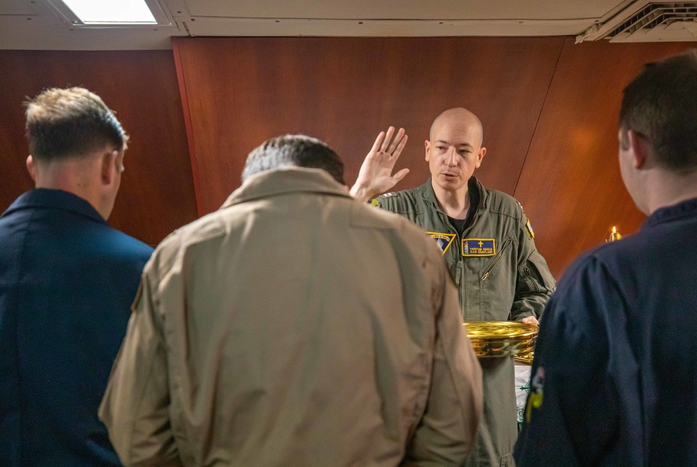 USS Ronald Reagan (CVN 76) Lutheran Service