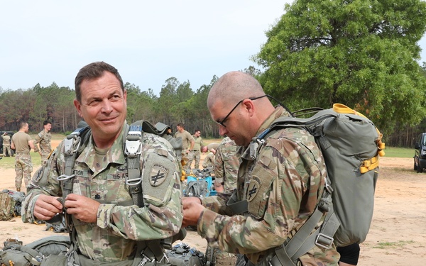 USACAPOC(A) paratroopers team with Chilean jumpmaster for jump wings