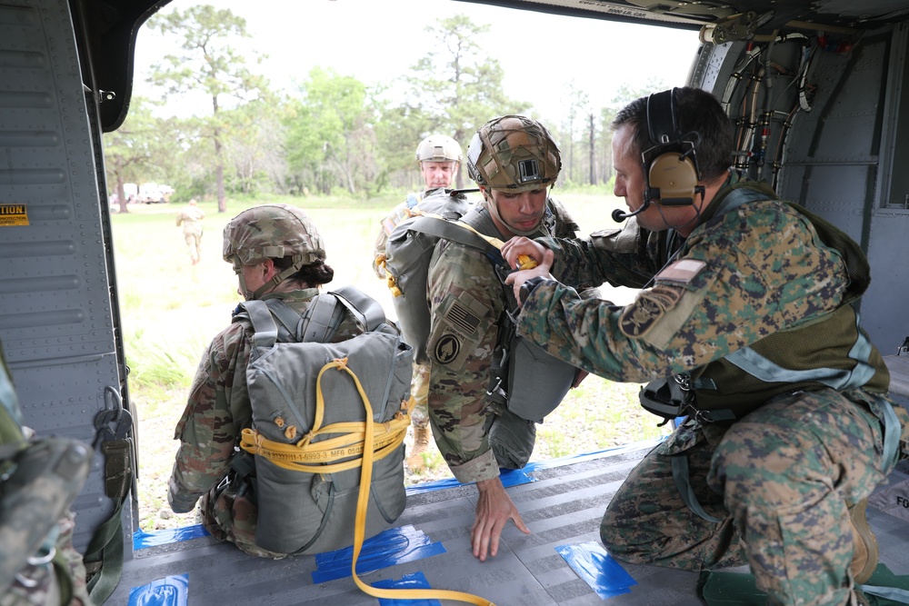 USACAPOC(A) paratroopers team with Chilean jumpmaster for jump wings