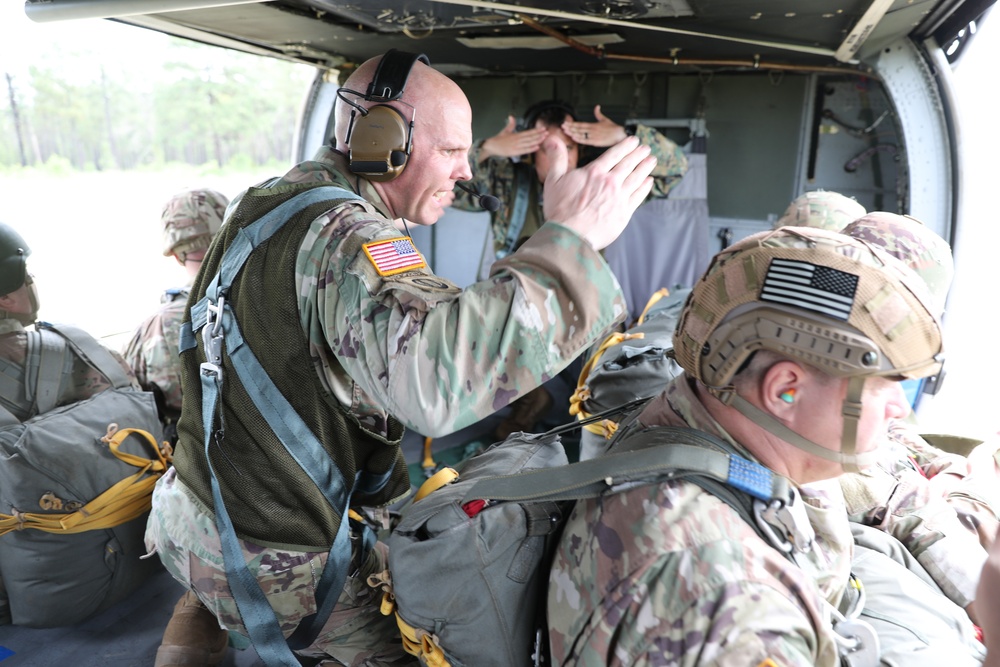 USACAPOC(A) paratroopers team with Chilean jumpmaster for jump wings