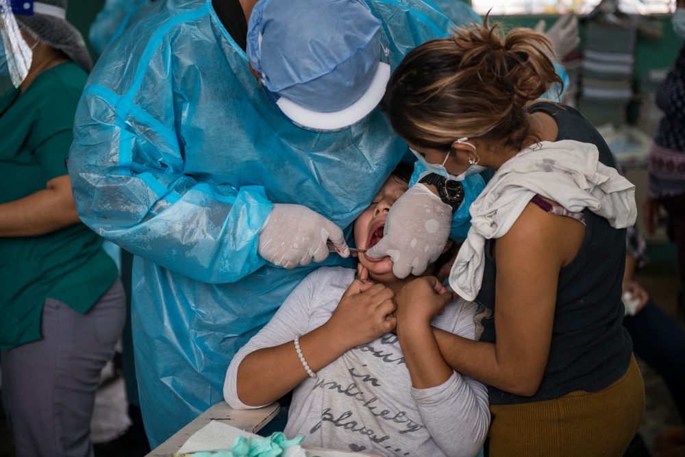 JTF-Bravo Civil Affairs Team assists Honduran Ministry of Health, 105th Brigada