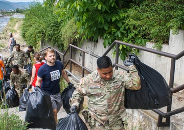 KFOR and Kosovo community members unite for river cleanup