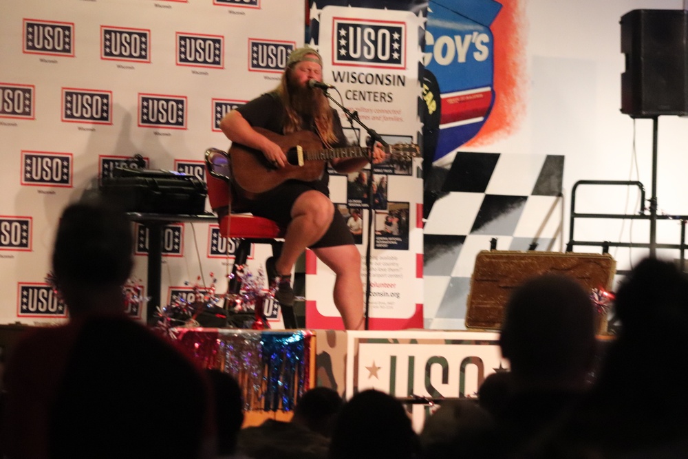 Entertainer, musician Chris Kroeze entertains troops, community members at Fort McCoy