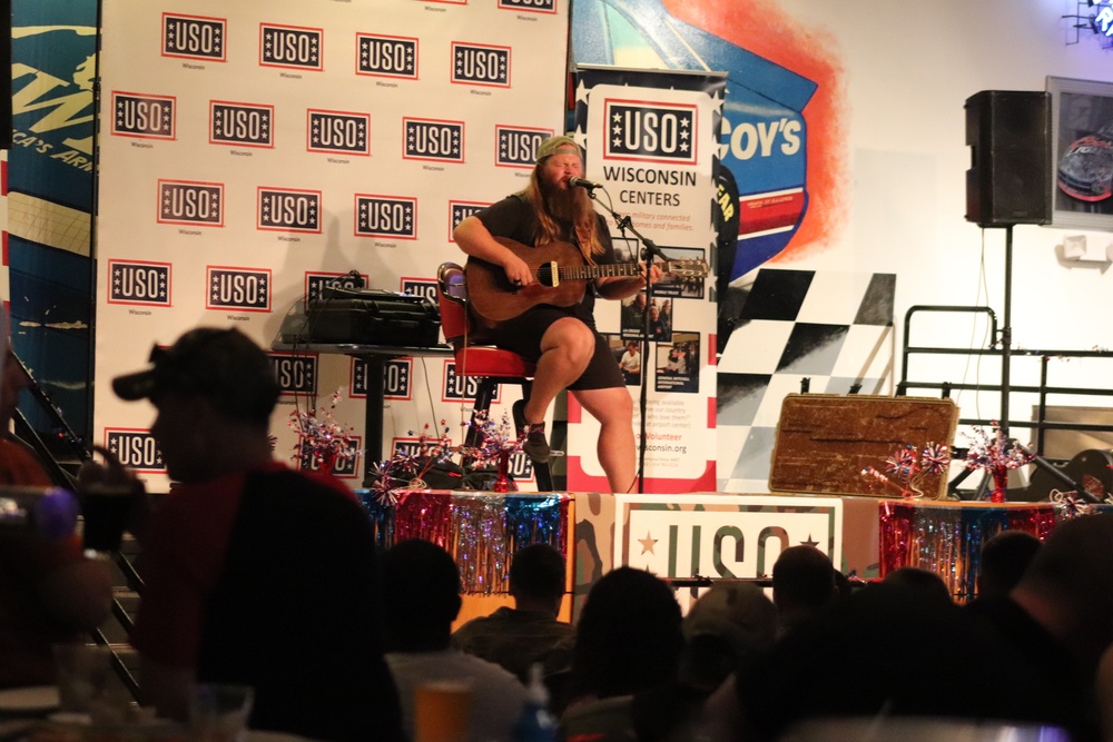 Entertainer, musician Chris Kroeze entertains troops, community members at Fort McCoy