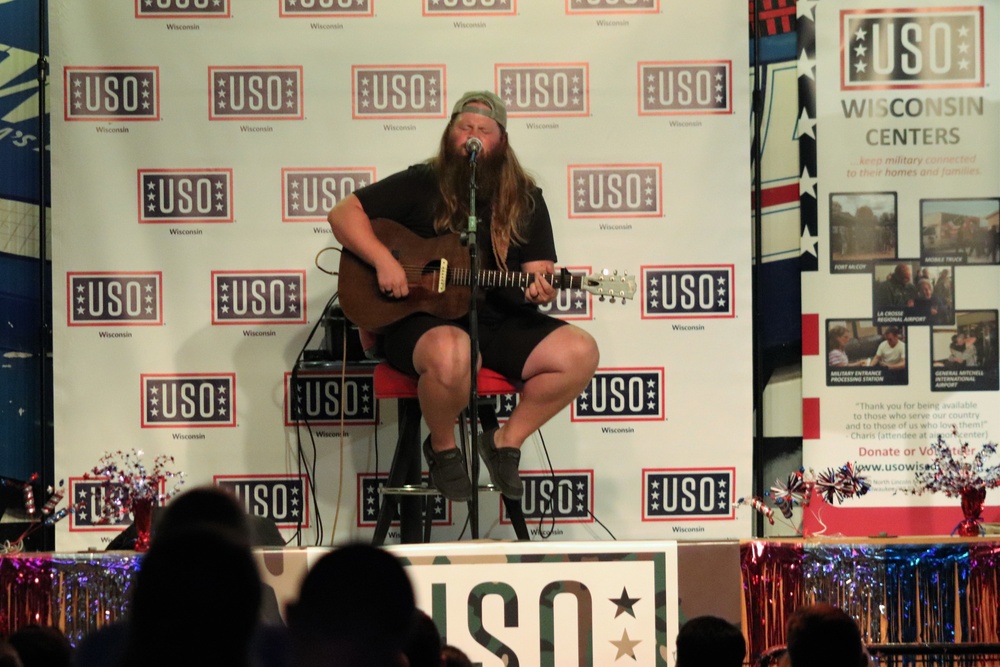 Entertainer, musician Chris Kroeze entertains troops, community members at Fort McCoy