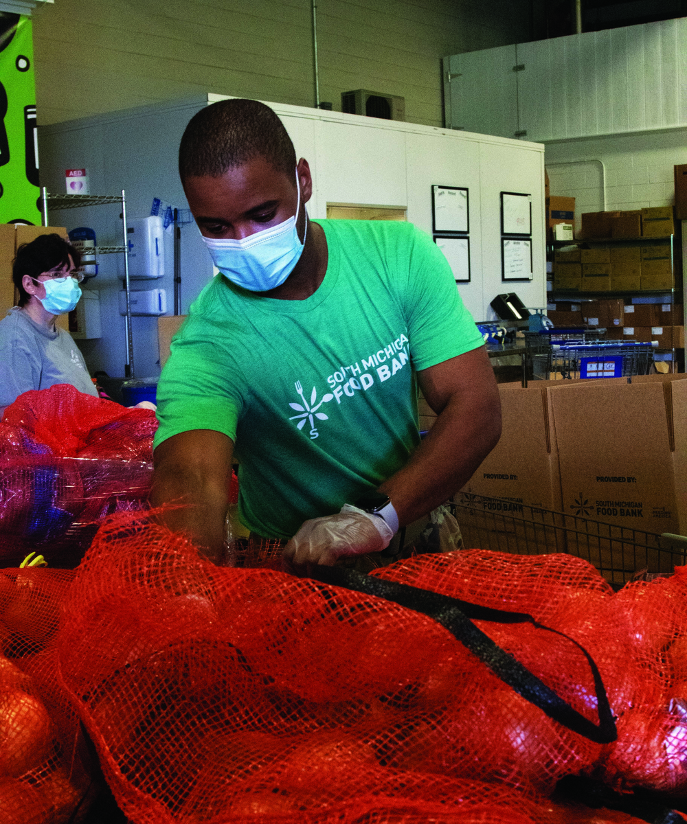 Michigan National Guard Soldiers continues to help local food banks