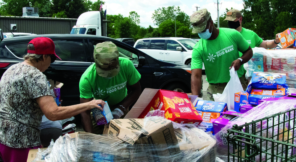 Michigan National Guard Soldiers continues to help local food banks