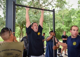 Future Special Warfare Sailor in Houston Competes to Earn Warrior Challenge Contract
