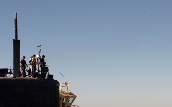 USS Scranton underway