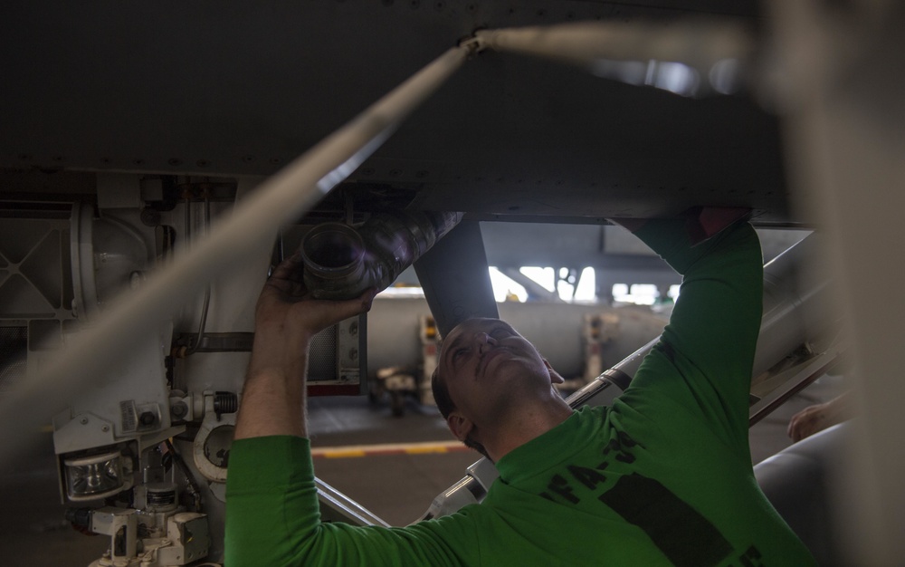 USS Harry S. Truman (CVN 75) transits the Atlantic Ocean.