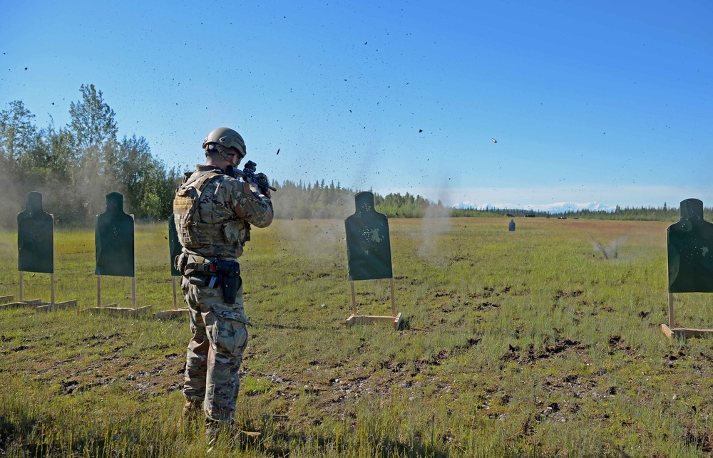 354th SFS Airmen tryout for Eielson SWAT team