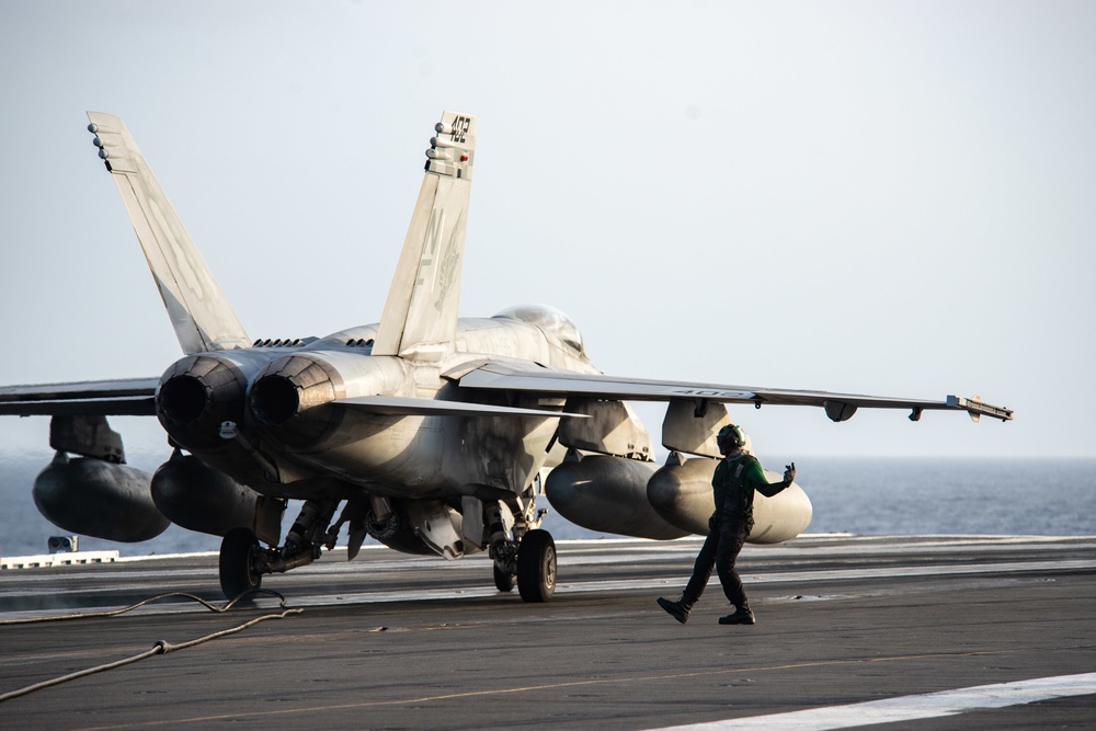 USS Ronald Reagan (CVN 76) Flight Operations