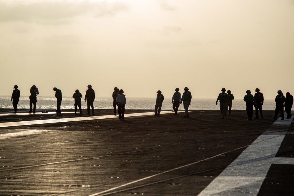 USS Ronald Reagan (CVN 76) Flight Operations